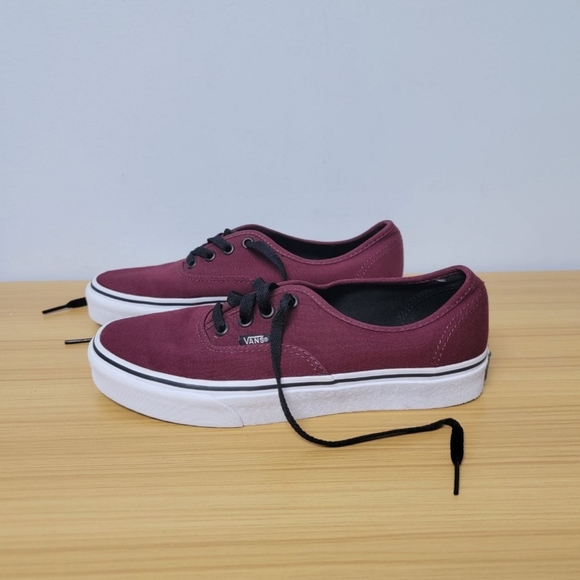 Vans Authentic Canvas Skateboard Shoes Burgundy Mens 6 Womens 7.5‎ Sneakers - Picture 1 of 6